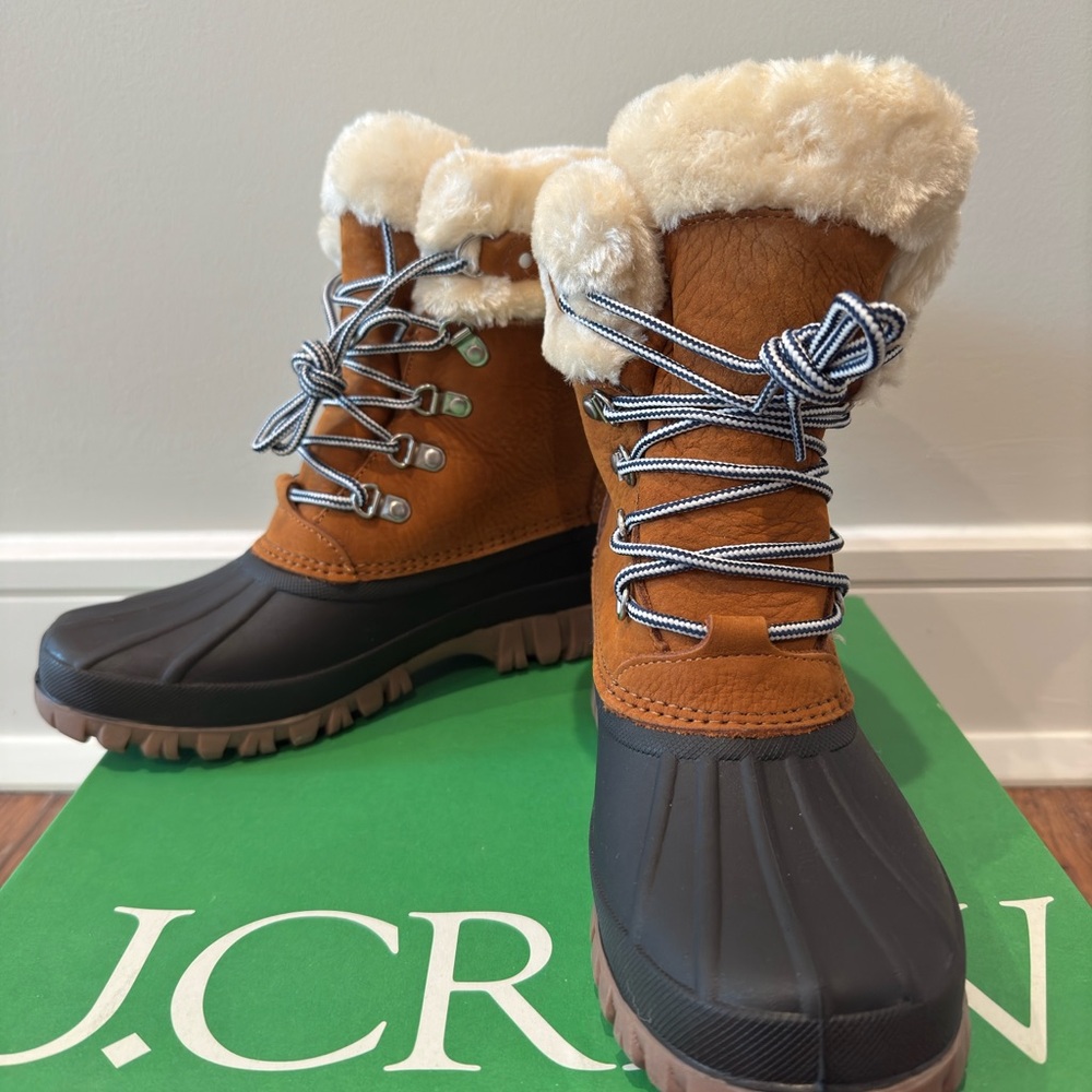 J. Crew Perfect Winter Boot with sherpa - New